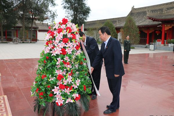 泓源公司赴界石鋪紅軍長征紀(jì)念館開展紅色教育主題黨日活動(dòng)(圖1)